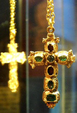 Emerald Cross Mel Fisher's Treasures Sebastian Florida